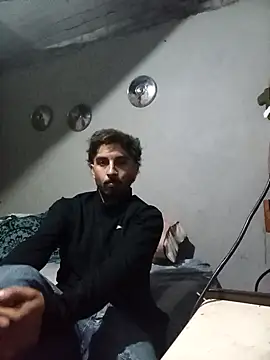 Snapshot of Tiococo420 chatting on 10.08.25 Tiococo420 online show from 10.08.25