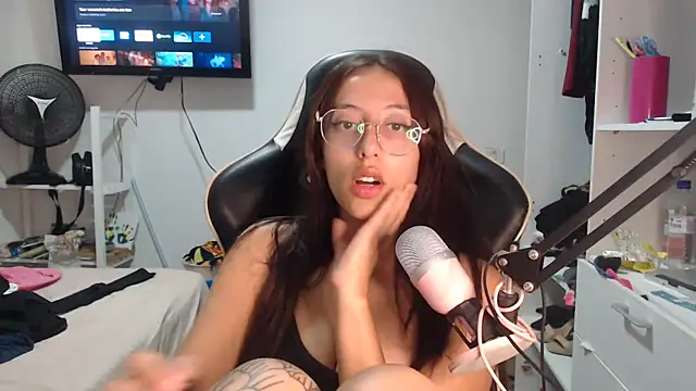 babygirlfree online show from 03.17.26