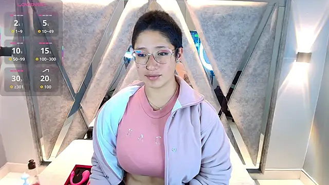 Elaine87  online show from 10.28.25