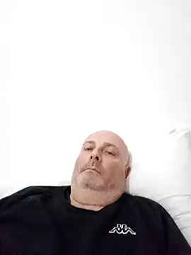 Alexis Bull online show from 03.22.25