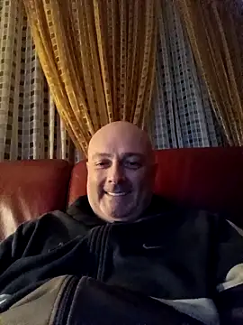 Alexis Bull online show from 10.22.25