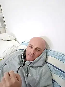 Alexis Bull online show from 11.24.25