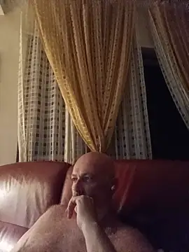 Snapshot of Alexis_Bull chatting on 07.17.26 Alexis Bull online show from 07.17.26