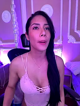 ArianaReynoldss online show from 10.02.25