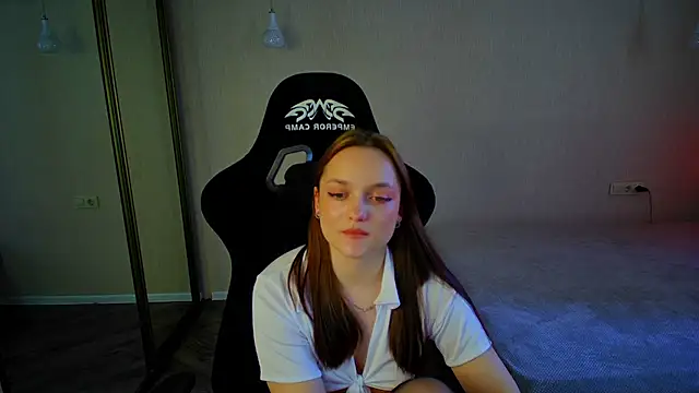 VanessaWilsons online show from 03.21.25