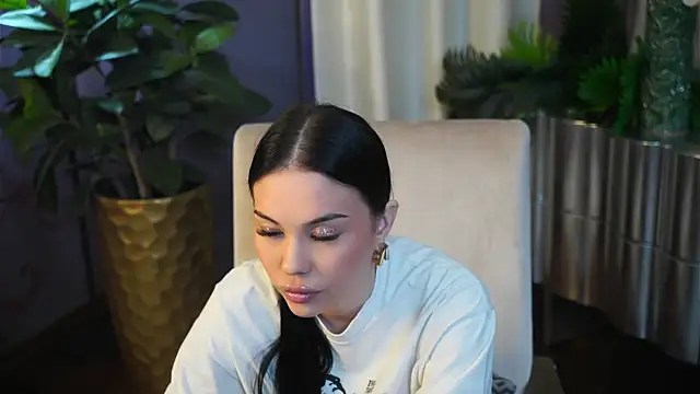 MaidaHayne online show from 03.21.25