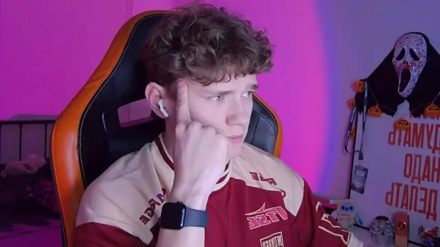 DanyDavis online show from 11.04.25