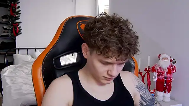 DanyDavis online show from 12.04.25