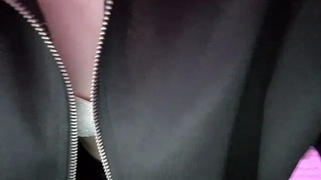 Snapshot of egsr_ chatting on 09.13.25 egsr online show from 09.13.25