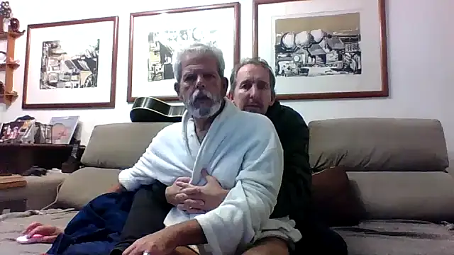 Snapshot of CasalcwBR chatting on 05.27.26 CasalcwBR online show from 05.27.26