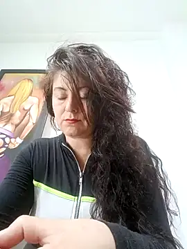 lunadicty online show from 12.21.24