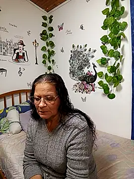 katrina perez online show from 04.16.26