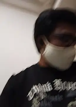 Snapshot of SunkLupus chatting on 03.22.25 SunkLupus online show from 03.22.25