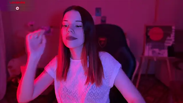 Snapshot of TheMargieDorene chatting on 10.03.25 TheMargieDorene online show from 10.03.25