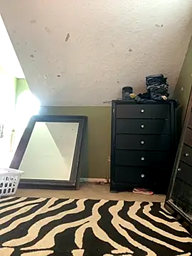 bankruptbabe online show from 10.24.25