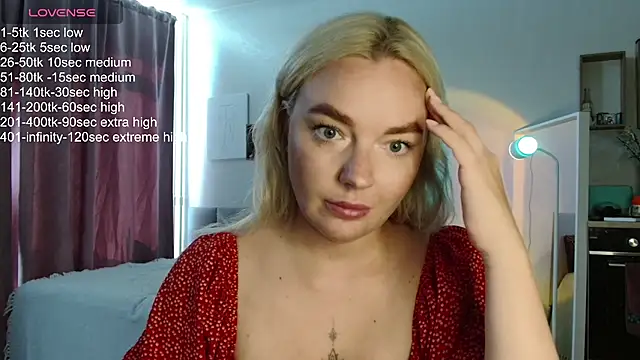 Snapshot of Eva___forever chatting on 06.29.26 Eva forever online show from 06.29.26
