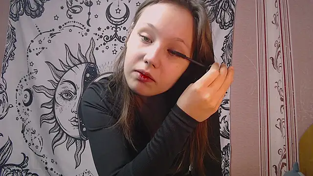 Thighswithspikes online show from 09.19.25