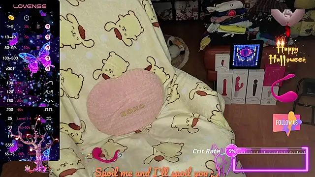 w3tkittty online show from 10.31.25