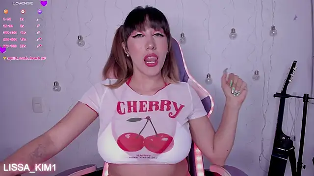 Lissa Kim1 online show from 11.08.25