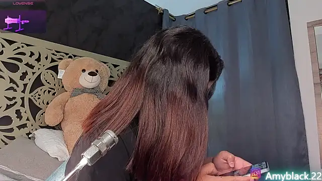 Amyblack   online show from 11.10.25