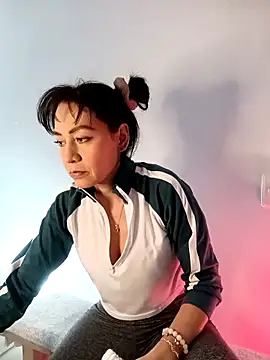 Alicia Montess online show from 09.15.25