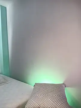 Alicia Montess online show from 09.22.25