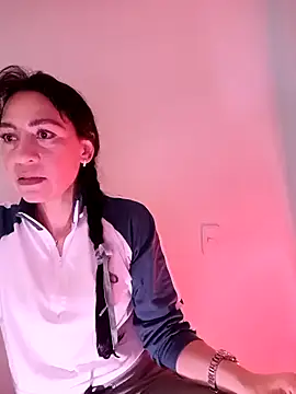 Alicia Montess online show from 10.15.25