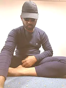 UrbanUtopia online show from 02.16.26