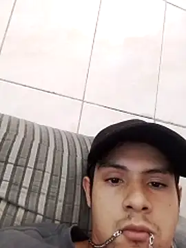 Omoraia online show from 03.04.26