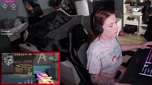 Horny Makima online show from 09.27.25