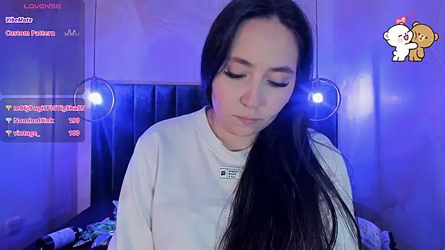 Snapshot of AlissaJoness chatting on 09.12.25 AlissaJoness online show from 09.12.25