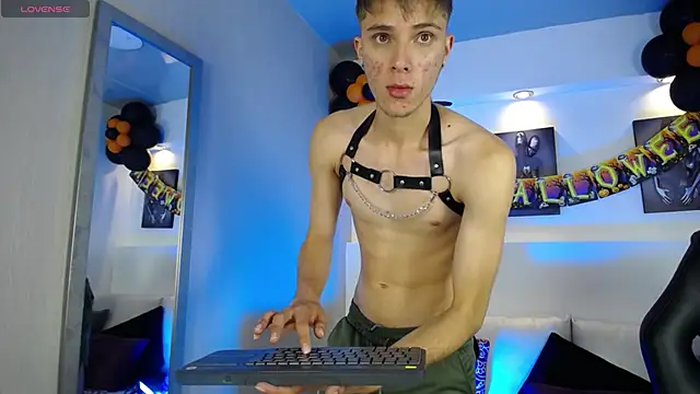 Robbin Blaze online show from 10.25.25