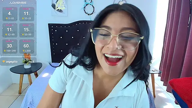 Ariana F W online show from 09.17.25