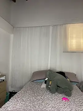 Mia  Gray online show from 11.24.25