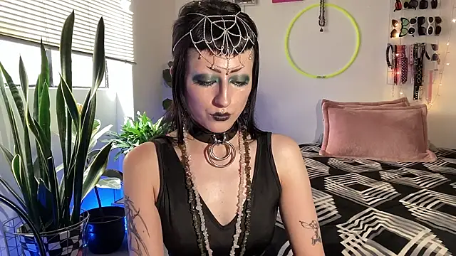 Snapshot of ELENA_UMBRA chatting on 07.16.26 ELENA UMBRA online show from 07.16.26