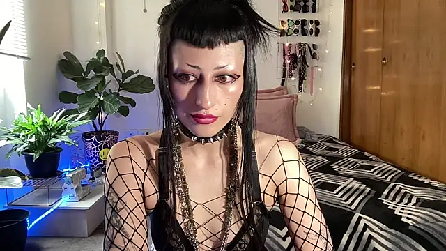 Snapshot of ELENA_UMBRA chatting on 07.19.26 ELENA UMBRA online show from 07.19.26