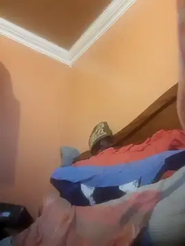 Snapshot of RearApiary chatting on 12.23.25 RearApiary online show from 12.23.25