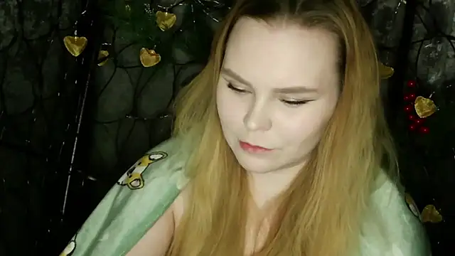 Snapshot of blushing_star chatting on 02.24.26 blushing star online show from 02.24.26