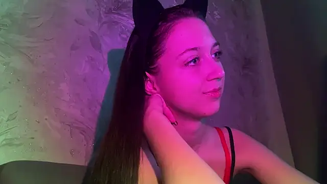 Snapshot of YourTemptation_ chatting on 12.05.25 YourTemptation online show from 12.05.25