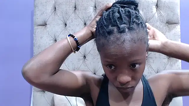 Snapshot of sexykea2002x chatting on 09.17.25 sexykea2002x online show from 09.17.25