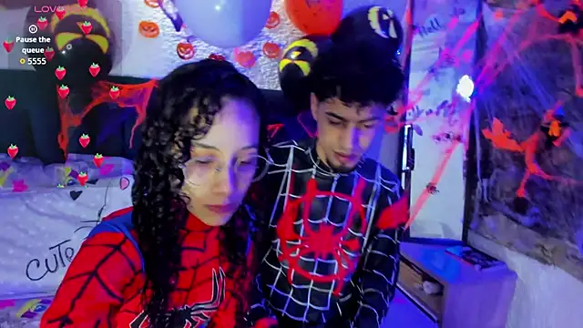 JennMuriel  online show from 10.31.25