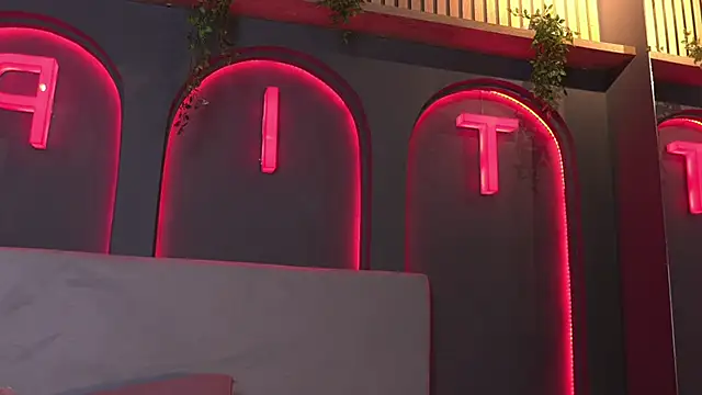 Susan wall online show from 03.20.26