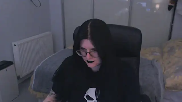Snapshot of GothSuccubusBabe chatting on 07.12.26 GothSuccubusBabe online show from 07.12.26