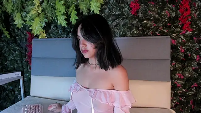 Victoriaa2 Doll online show from 10.07.25