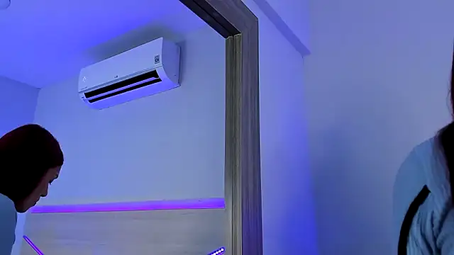 ZoeMorris online show from 10.14.25