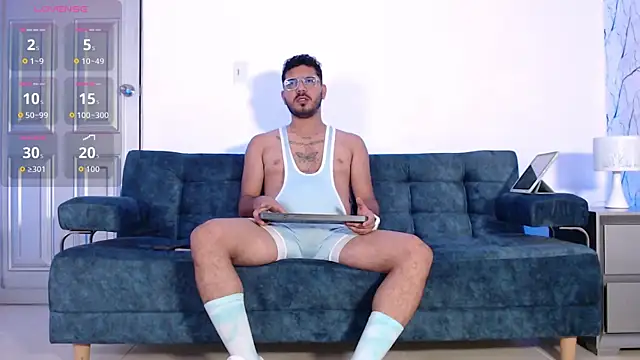 Snapshot of samuelcoopeer chatting on 10.02.25 samuelcoopeer online show from 10.02.25