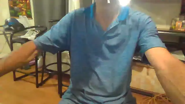 Lovyourpuss online show from 03.15.26