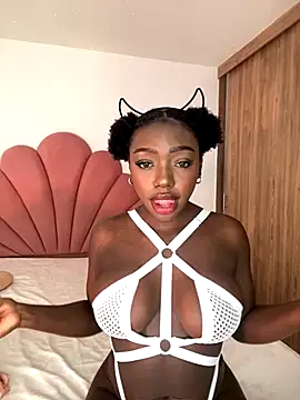 alissradiante1 online show from 11.06.25