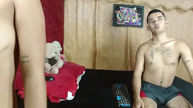 CasAndTom online show from 10.26.25