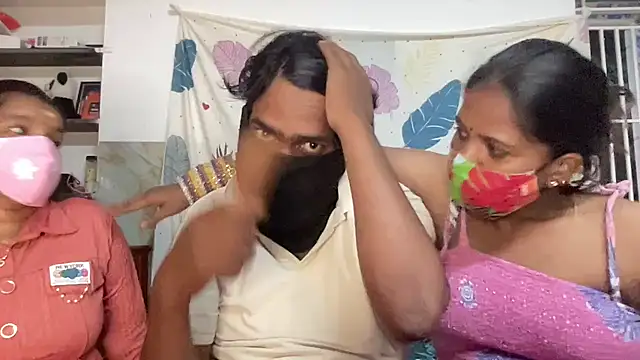 Snapshot of Tamil_india_couples_ chatting on 07.24.26 Tamil india couples online show from 07.24.26